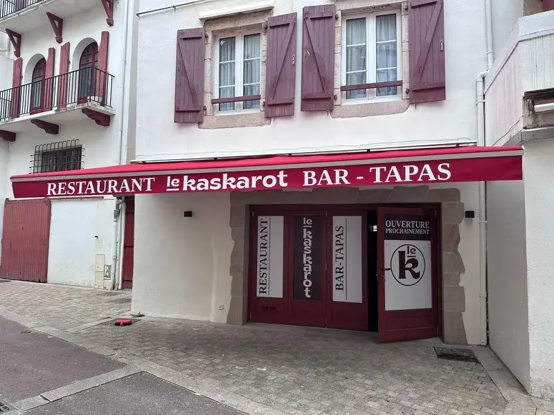 tapas-adhesif-creasign